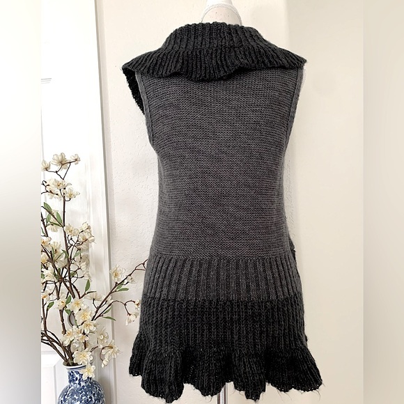 Bandolino Denim Sleeveless Cardigan w/ Ruffle - Picture 3 of 14